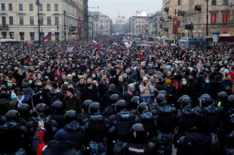  Navalnyn Myrkkykohu: Kohti Demokratiaa Vai Autokratisen Venäjän Vahvistumista?