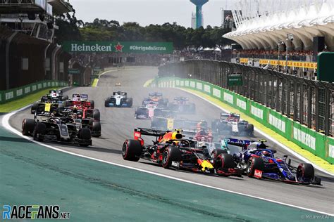  Formula 1 São Paulo Grand Prix: A Dramatic Rain-Soaked Sprint and the Rise of Felipe Massa